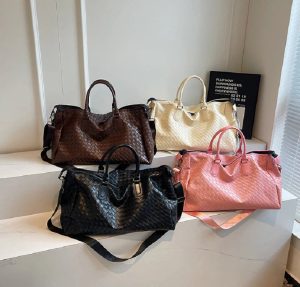 Sac cuir voyage sobre minimaliste femme